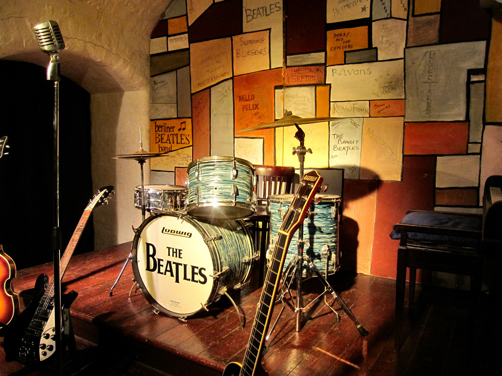 the-world-s-most-legendary-small-gig-venues-groovetraveler